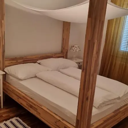 Casa Emma With Pool Apartment *