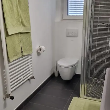 Casa Emma With Pool דירה פורץ